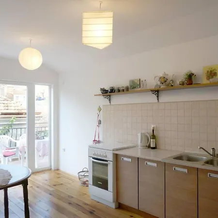 Spacious Loft With Terrace Daire Trebin